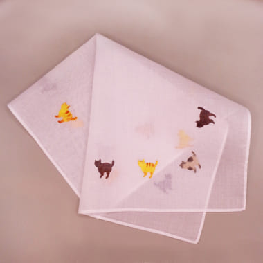 猫のステンシルハンカチ