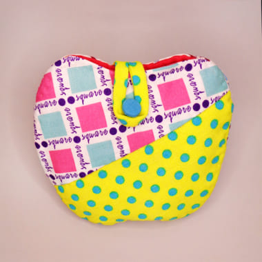 りんごの小物入れ