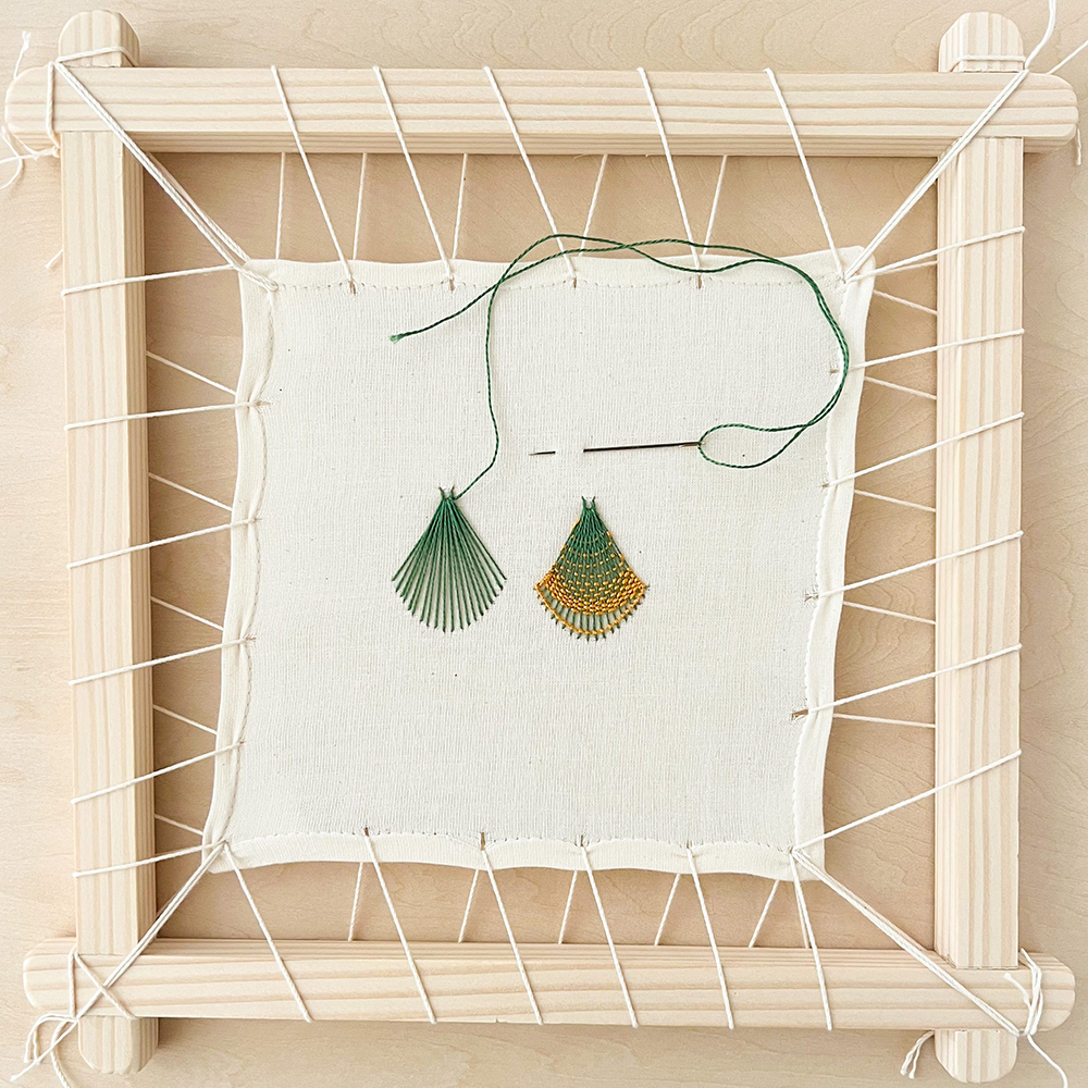 扇型のモチーフ