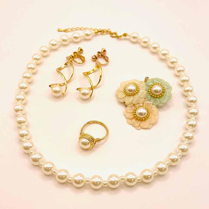 ハンドメイドアクセサリー