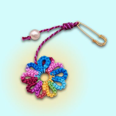 タティングレースフラワーチャーム