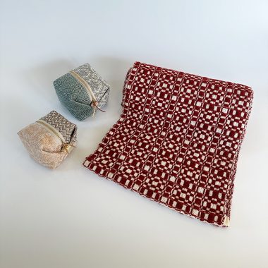 手紡ぎ・手織り