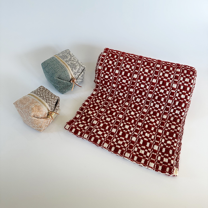 手紡ぎ・手織り